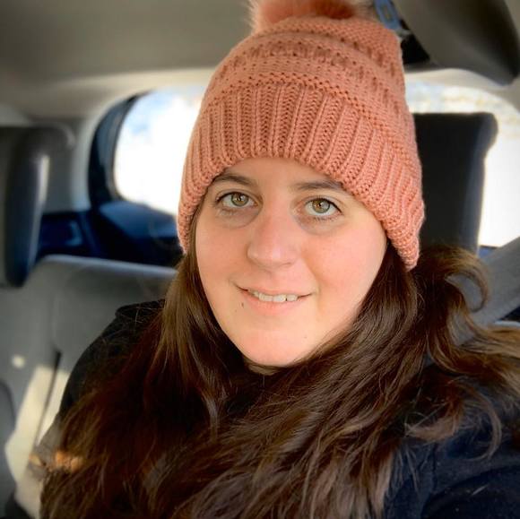 Meet your Posher, Sarah - Picture 1 of 1